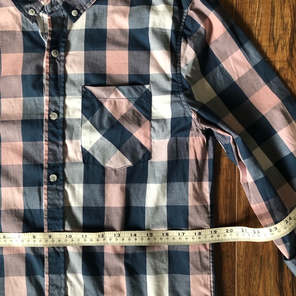 NWT Long Sleeve Plaid Button Up Shirt - Picture 7 of 8